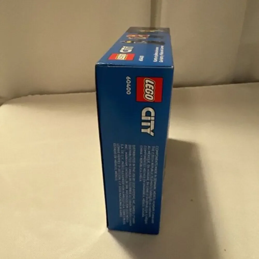 7 boxes‎ LEGO  CITY: Go-Karts and Race Drivers Set 60400 NEW IN BOX!
